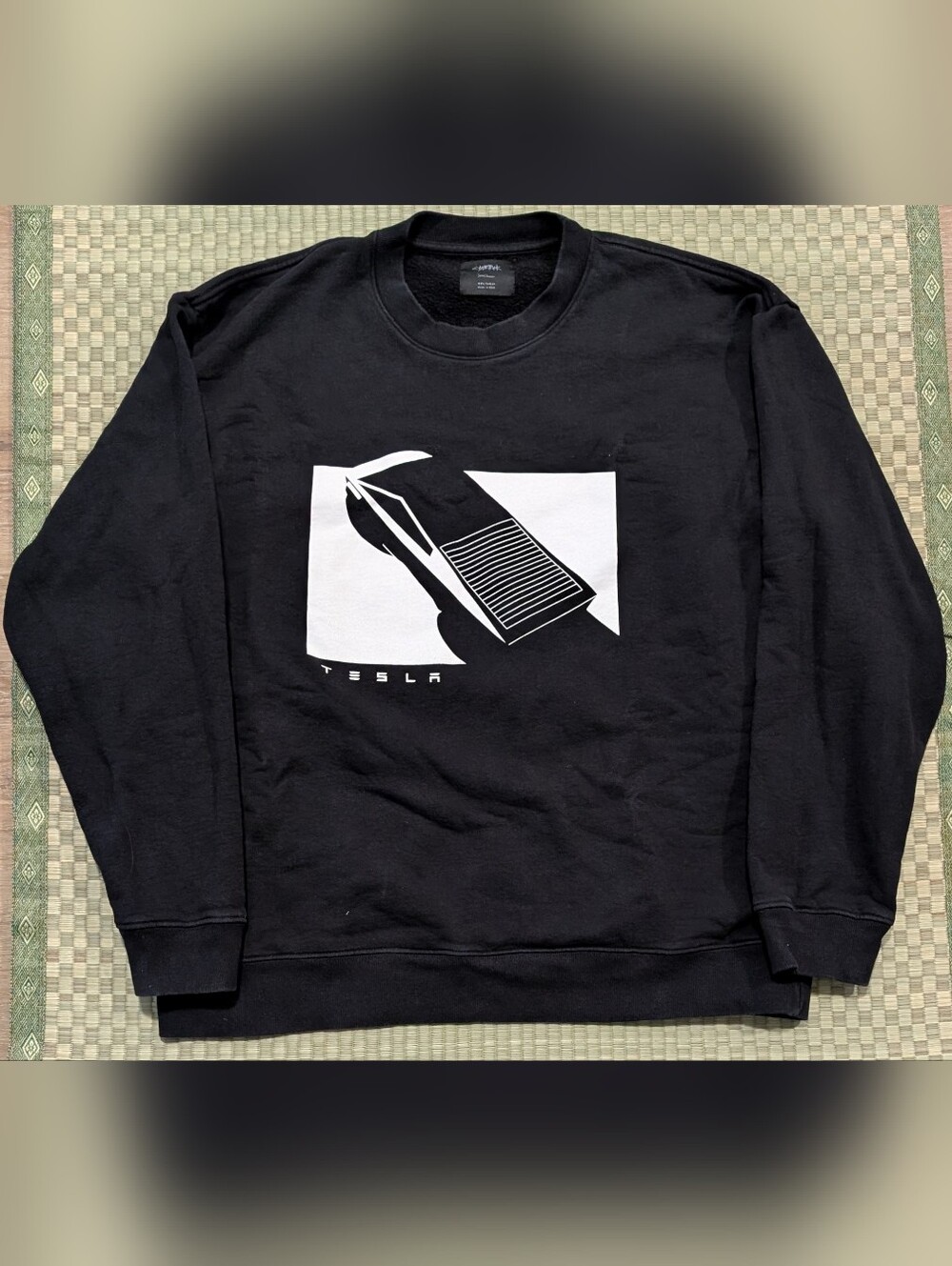 RARE Official Tesla Cyber truck Sweatshirt Men's Size XL Made in USA